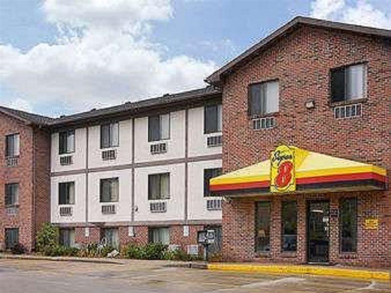 Мотель Super 8 By Wyndham Omaha/West Dodge Екстер'єр фото